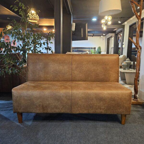 BUTACA MODELO TOROBAYO CUERO BONDED